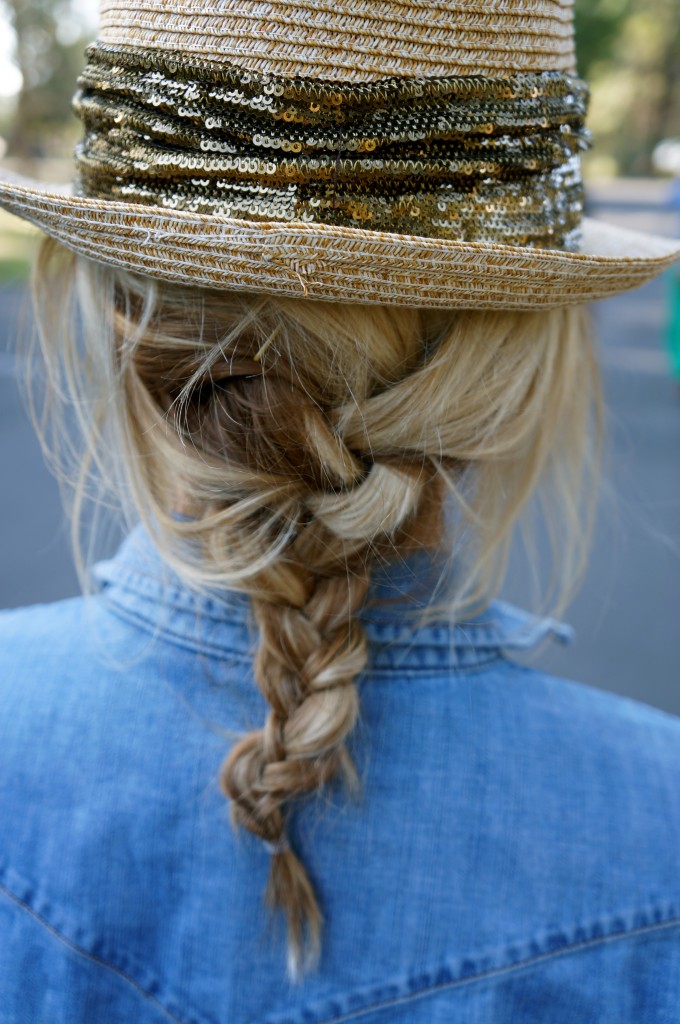 messy french braid