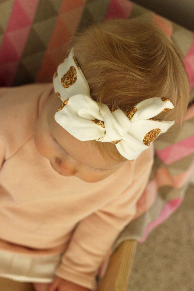 baby headband giveaway