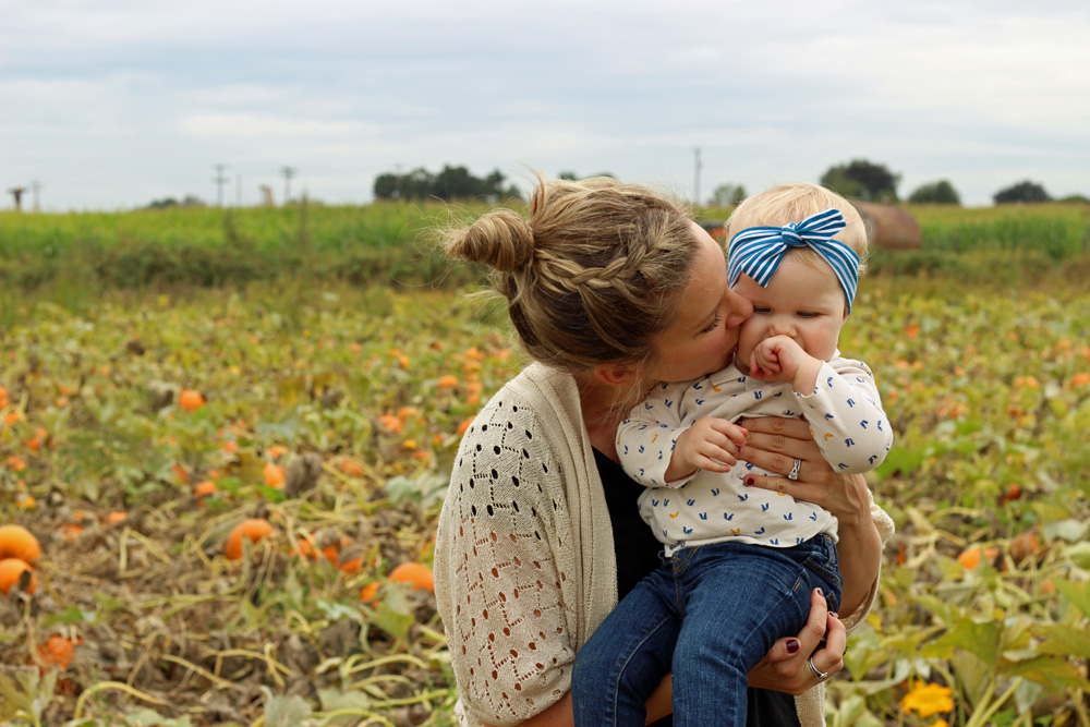 momma baby pumpkin patch