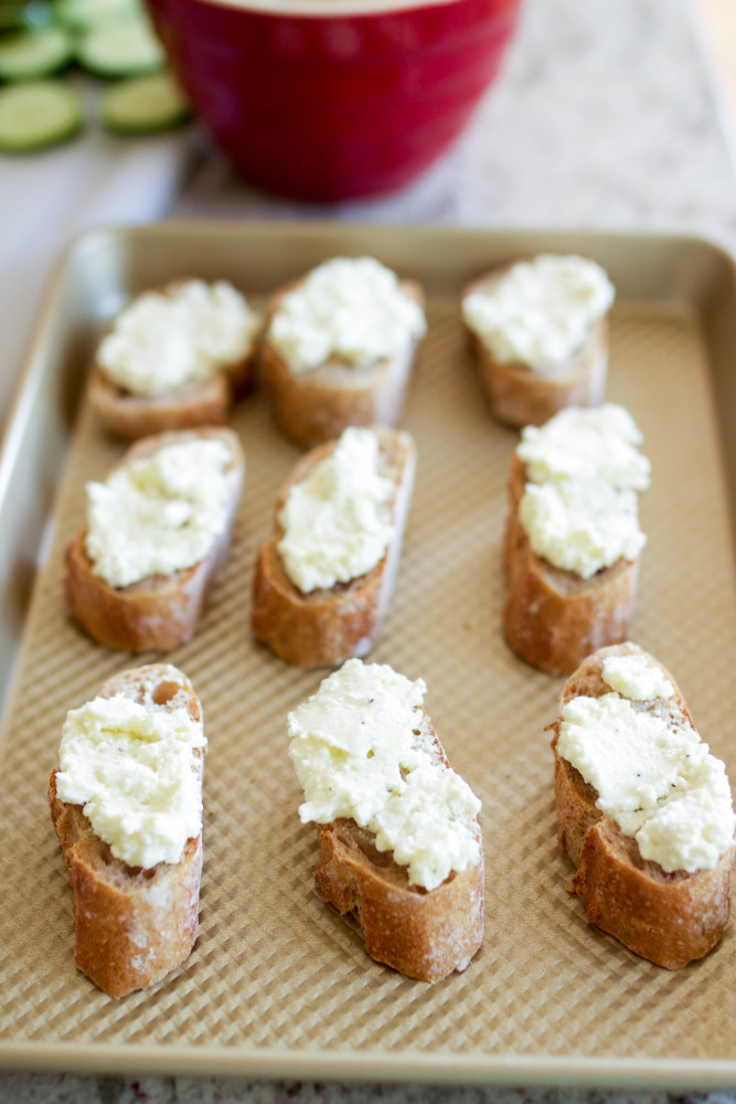 cucumber feta toasts-5