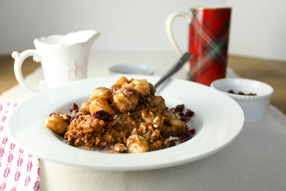 pumpkin pie slowcooker oatmeal with caramelized bananas