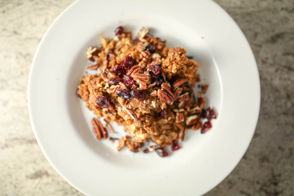 pumpkin pie slowcooker oatmeal with caramelized bananas