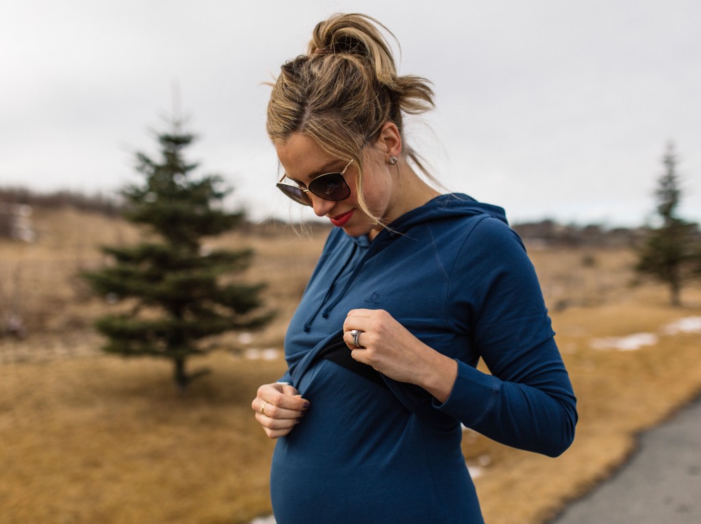 sporty maternity outfit 2