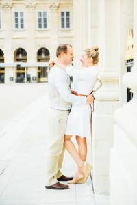 anniversary photoshoot in paris