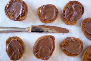 pumpkin whoopie pies