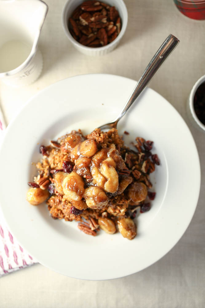 pumpkin pie slowcooker oatmeal with caramelized bananas