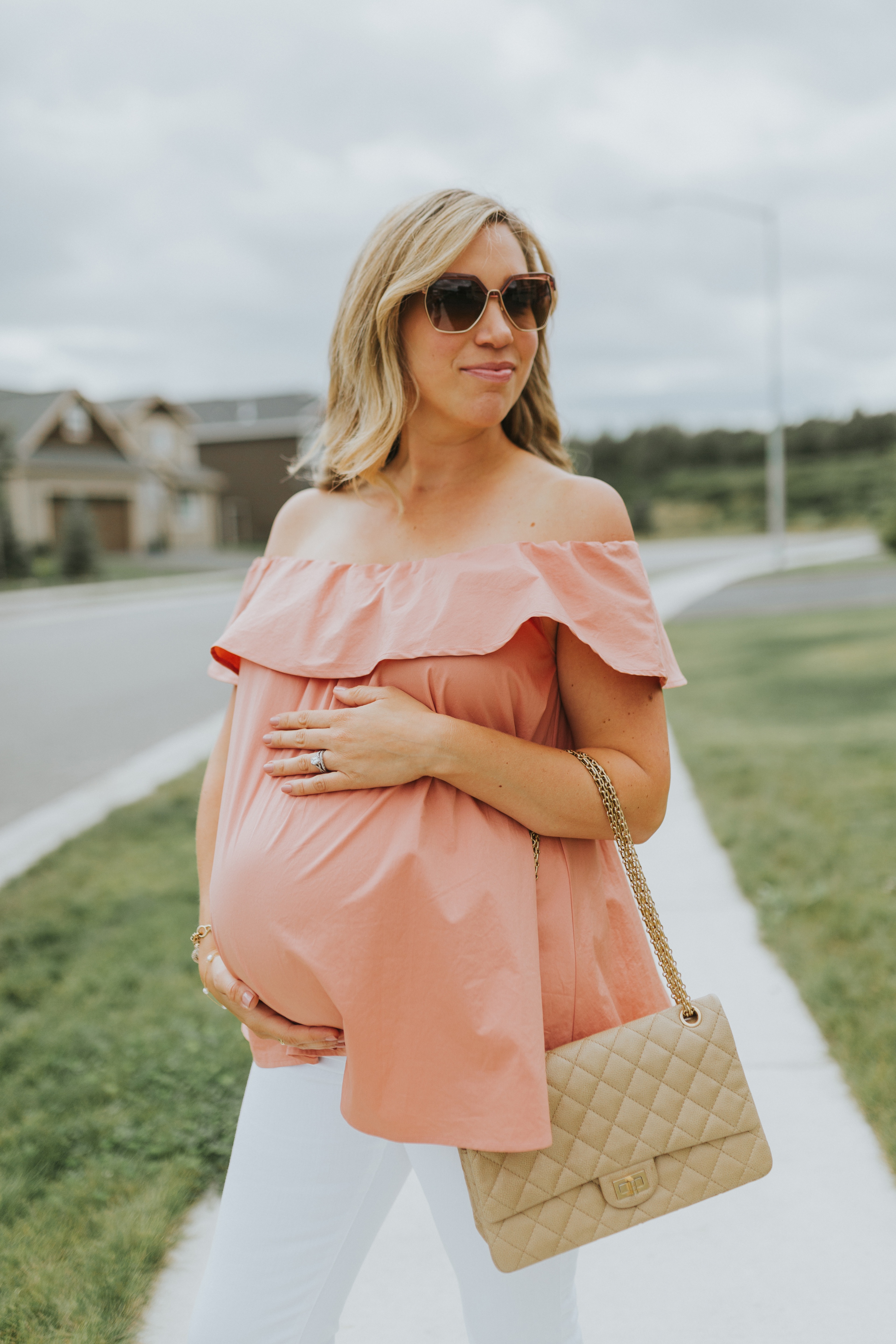 summer maternity outfit